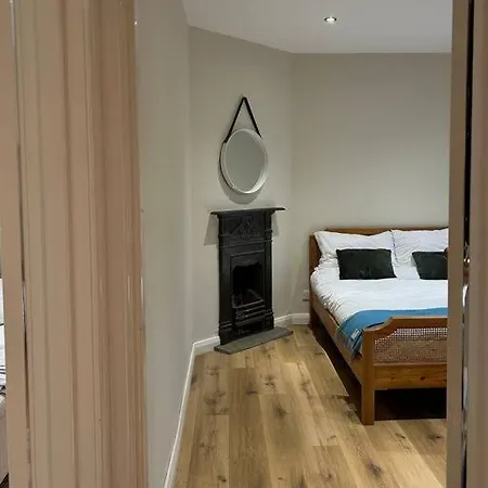 Favour Royal - Dog Friendly Forest Escape Derrygorry